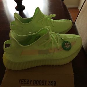 Yeezy 350 V2 boost GID(Glow in the dark)